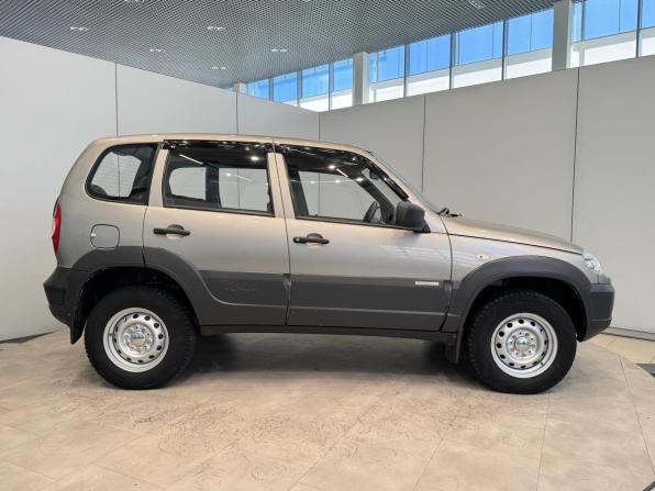 Chevrolet Niva I Рестайлинг с пробегом 2014 года, цена 730 000 рублей, 74907 км, внедорожник, Автокод Объявления