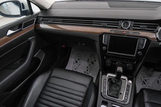 Volkswagen Passat B8 с пробегом 2016 года, цена 1 649 000 рублей, 120000 км, седан, Автокод Объявления