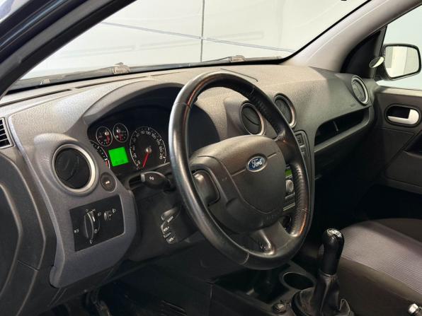 Ford Fusion I Рестайлинг с пробегом 2008 года, цена 497 000 рублей, 191336 км, хэтчбек, Автокод Объявления