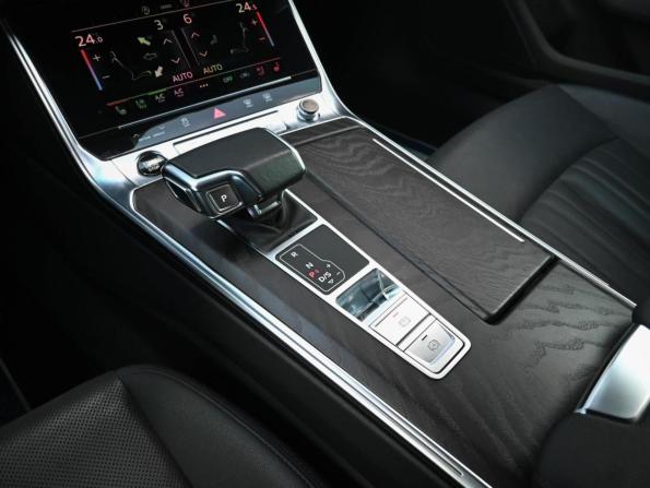 Audi A6 V (C8) с пробегом 2020 года, цена 4 199 000 рублей, 90422 км, седан, Автокод Объявления