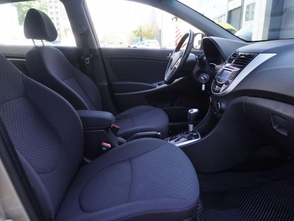 Hyundai Solaris I с пробегом 2013 года, цена 873 000 рублей, 125890 км, хэтчбек, Автокод Объявления
