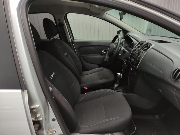 Renault Sandero II с пробегом 2016 года, цена 909 000 рублей, 103402 км, хэтчбек, Автокод Объявления