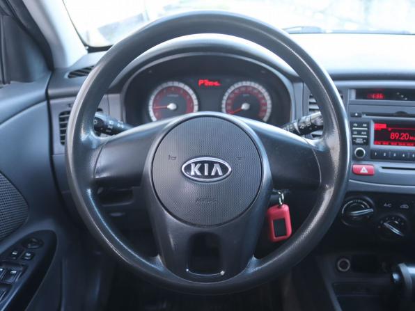 Kia Rio II Рестайлинг с пробегом 2011 года, цена 399 000 рублей, 129000 км, хэтчбек, Автокод Объявления