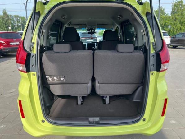 Honda Freed II с пробегом 2019 года, цена 1 759 500 рублей, 95090 км, компактвэн, Автокод Объявления