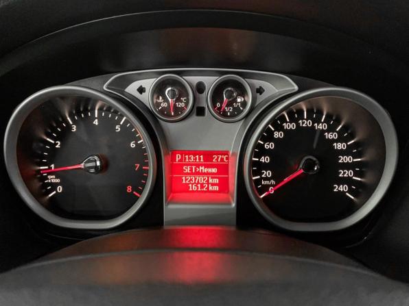 Ford Focus II Рестайлинг с пробегом 2011 года, цена 733 000 рублей, 123700 км, седан, Автокод Объявления