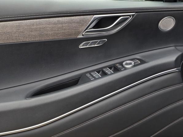 Genesis GV80 I с пробегом 2024 года, цена 9 700 000 рублей, 5700 км, внедорожник, Автокод Объявления