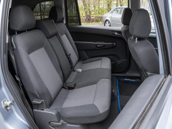 Opel Zafira B Рестайлинг с пробегом 2010 года, цена 750 000 рублей, 213435 км, компактвэн, Автокод Объявления