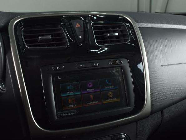 Renault Sandero II Рестайлинг с пробегом 2019 года, цена 969 999 рублей, 120625 км, хэтчбек, Автокод Объявления