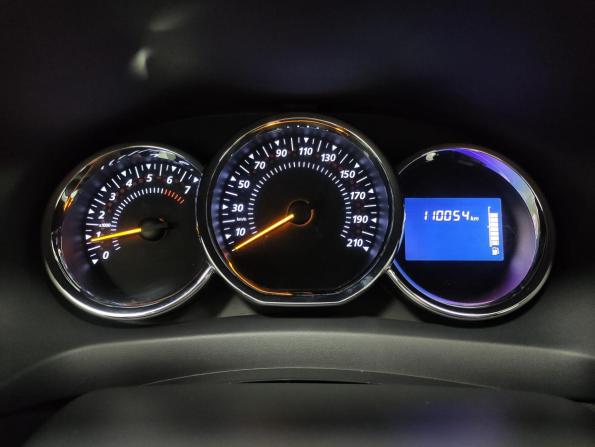 Renault Sandero II с пробегом 2016 года, цена 950 000 рублей, 110053 км, хэтчбек, Автокод Объявления