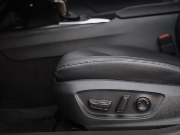 Toyota Camry VIII (XV70) Рестайлинг с пробегом 2021 года, цена 3 700 000 рублей, 44919 км, седан, Автокод Объявления
