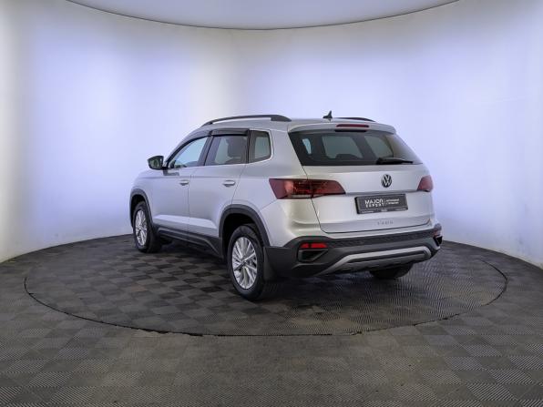 Volkswagen Taos I с пробегом 2021 года, цена 2 290 000 рублей, 76840 км, внедорожник, Автокод Объявления