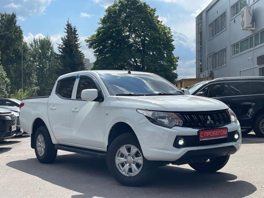 Mitsubishi L200 V Санкт-Петербург  - изображение 1