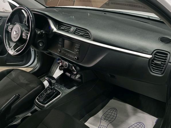Kia Rio IV Рестайлинг с пробегом 2021 года, цена 1 529 000 рублей, 128897 км, хэтчбек, Автокод Объявления