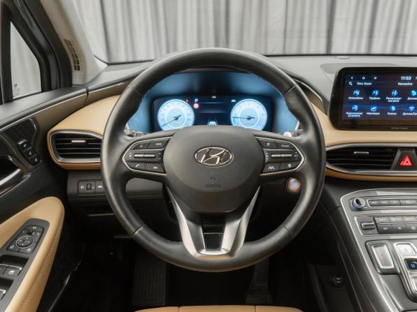 Hyundai Santa Fe IV Рестайлинг с пробегом 2022 года, цена 4 380 000 рублей, 26521 км, внедорожник, Автокод Объявления