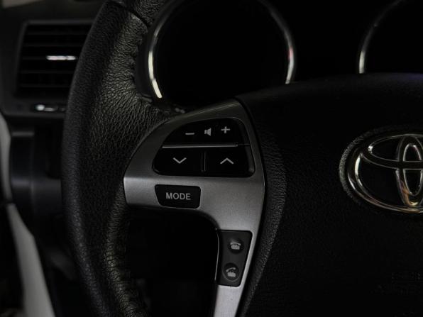 Toyota Highlander II (XU40) Рестайлинг с пробегом 2011 года, цена 2 100 000 рублей, 211897 км, внедорожник, Автокод Объявления