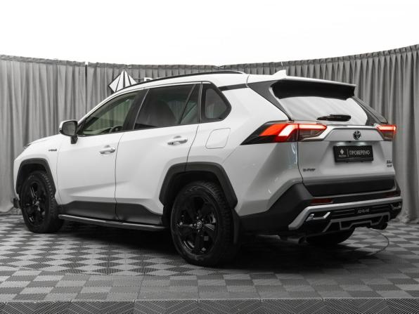 Toyota RAV4 V (XA50) с пробегом 2020 года, цена 3 850 000 рублей, 55918 км, внедорожник, Автокод Объявления