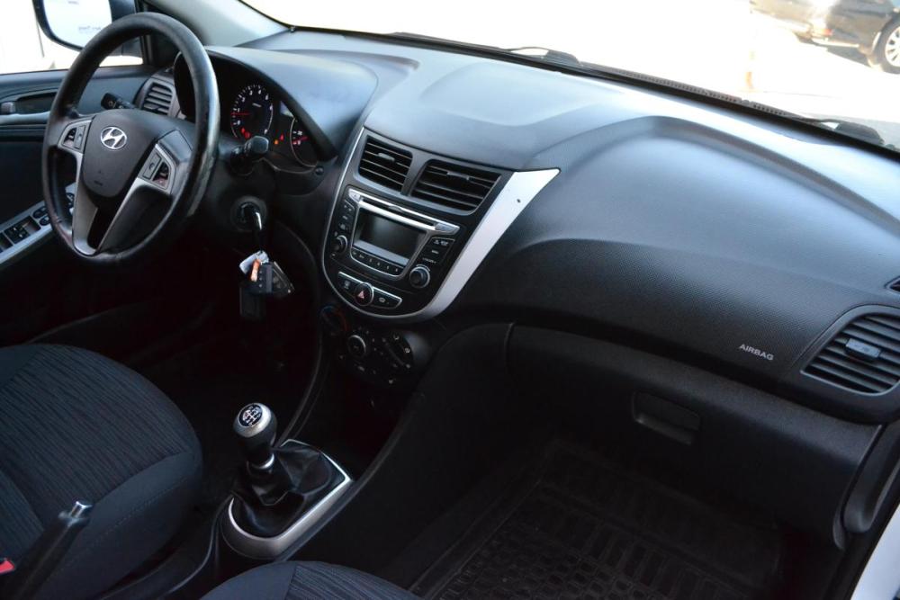 Hyundai Solaris I Рестайлинг Старый Оскол  - изображение 9