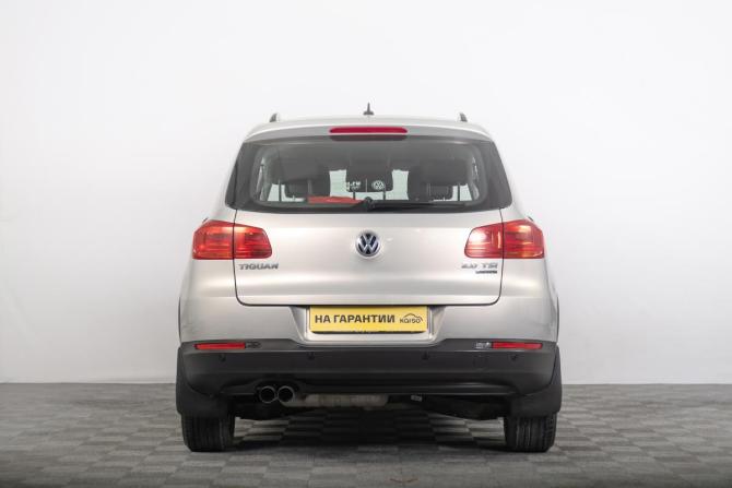 Volkswagen Tiguan I Рестайлинг с пробегом 2013 года, цена 1 629 000 рублей, 179610 км, внедорожник, Автокод Объявления