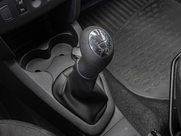 Renault Sandero II Рестайлинг с пробегом 2020 года, цена 1 219 040 рублей, 56904 км, хэтчбек, Автокод Объявления