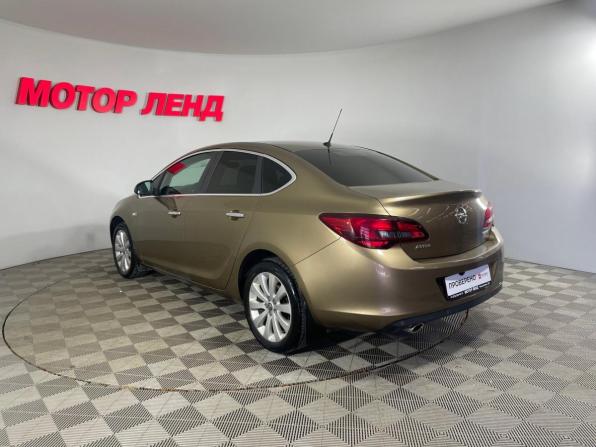 Opel Astra J Рестайлинг с пробегом 2012 года, цена 899 000 рублей, 132075 км, седан, Автокод Объявления
