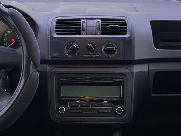 Skoda Fabia II Рестайлинг с пробегом 2012 года, цена 410 000 рублей, 134940 км, хэтчбек, Автокод Объявления