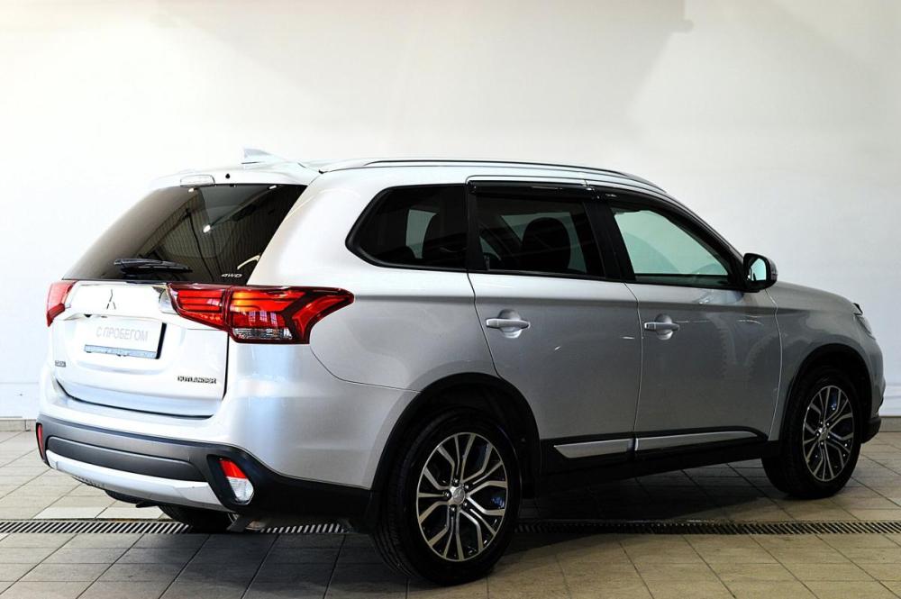 Mitsubishi Outlander III Рестайлинг 2 Сургут  - изображение 5