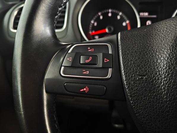 Volkswagen Golf VI с пробегом 2011 года, цена 845 000 рублей, 135530 км, хэтчбек, Автокод Объявления