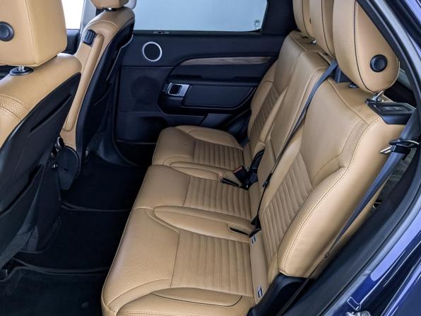 Land Rover Discovery V с пробегом 2018 года, цена 3 040 000 рублей, 202287 км, внедорожник, Автокод Объявления