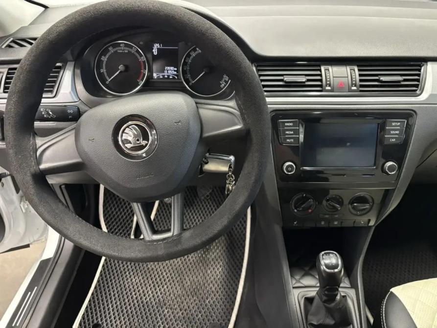 Skoda Rapid I Рестайлинг Саратов  - изображение 8