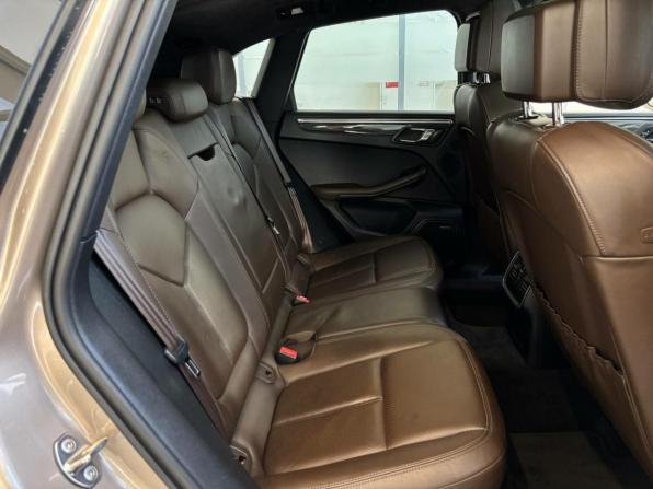 Porsche Macan I с пробегом 2015 года, цена 3 349 000 рублей, 107590 км, внедорожник, Автокод Объявления