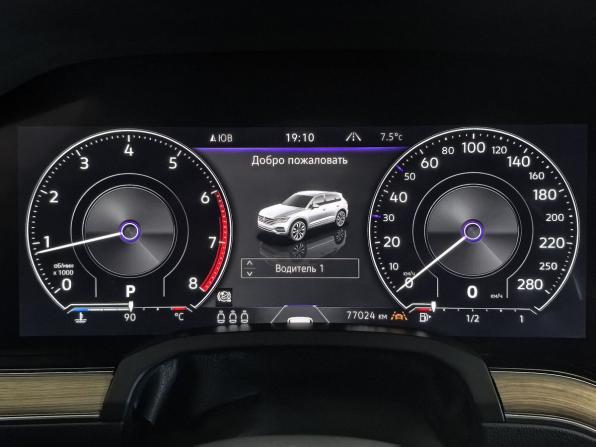 Volkswagen Touareg III с пробегом 2019 года, цена 4 799 700 рублей, 76950 км, внедорожник, Автокод Объявления