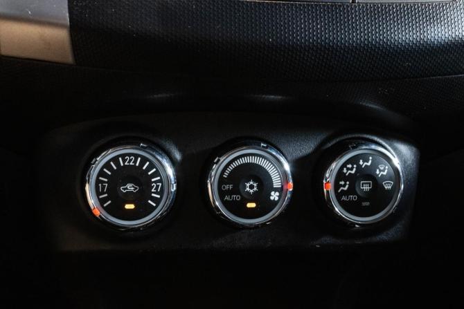 Mitsubishi Outlander II Рестайлинг с пробегом 2011 года, цена 1 199 000 рублей, 197623 км, внедорожник, Автокод Объявления
