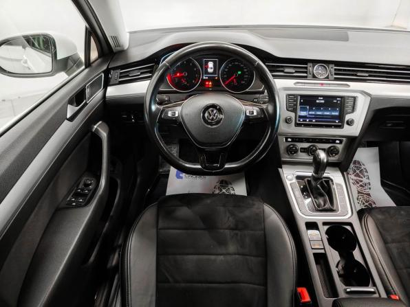 Volkswagen Passat B8 с пробегом 2016 года, цена 1 740 000 рублей, 89421 км, седан, Автокод Объявления