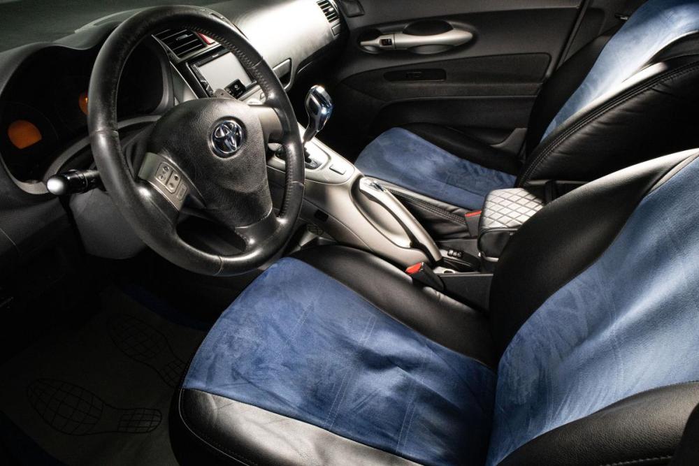 Toyota Auris I Сургут  - изображение 9