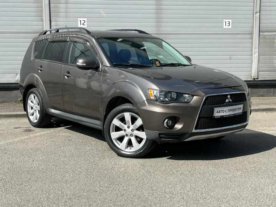 Mitsubishi Outlander II Рестайлинг Санкт-Петербург  - изображение 4