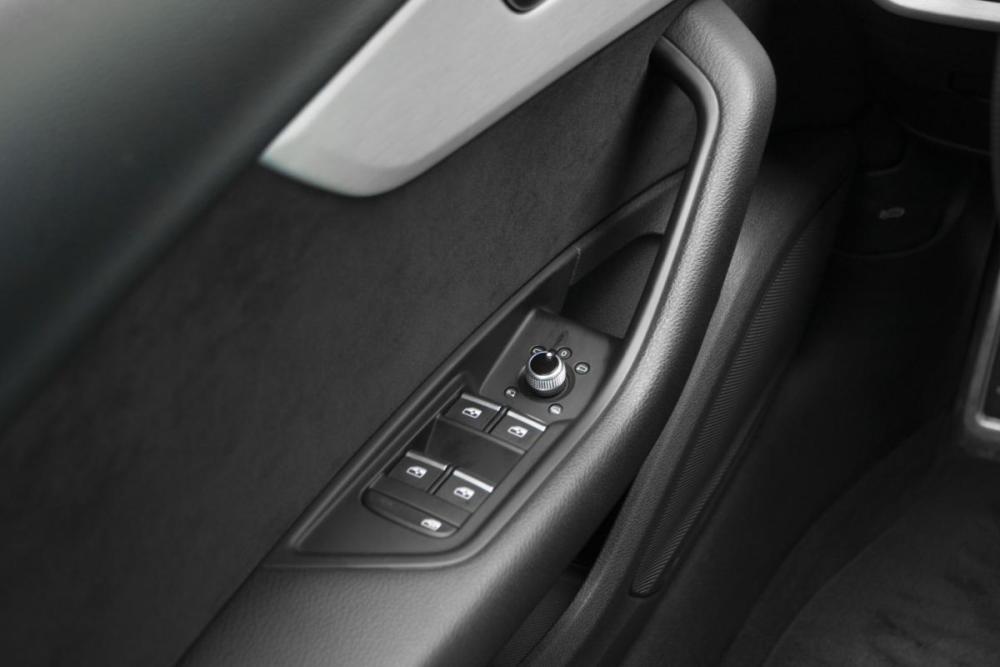 Audi A4 V (B9) Рестайлинг Москва  - изображение 16