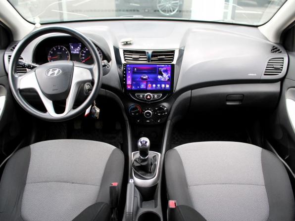 Hyundai Solaris I с пробегом 2013 года, цена 765 000 рублей, 193437 км, седан, Автокод Объявления
