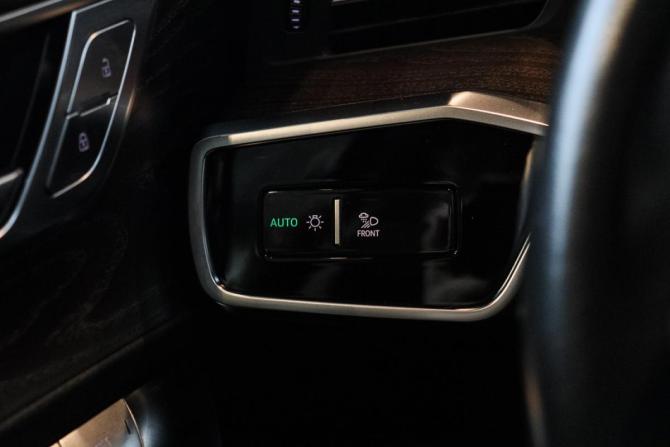 Audi A6 V (C8) с пробегом 2019 года, цена 3 250 000 рублей, 90801 км, седан, Автокод Объявления