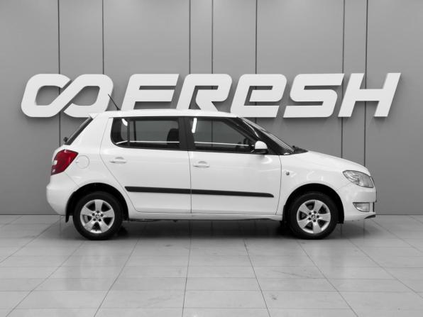 Skoda Fabia II Рестайлинг с пробегом 2013 года, цена 820 000 рублей, 140687 км, хэтчбек, Автокод Объявления