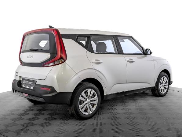 Kia Soul III с пробегом 2022 года, цена 2 080 000 рублей, 65135 км, хэтчбек, Автокод Объявления