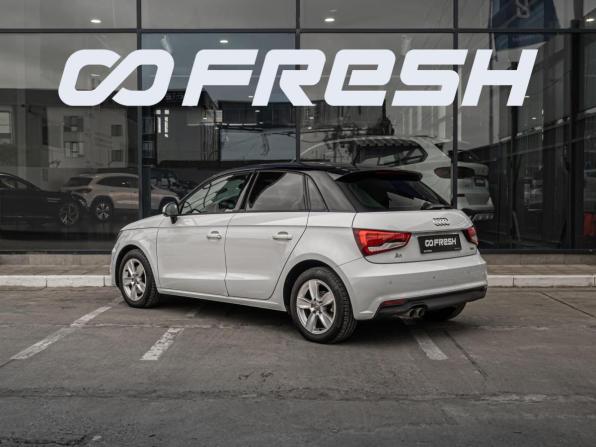 Audi A1 I (8X) Рестайлинг с пробегом 2015 года, цена 1 540 000 рублей, 66722 км, хэтчбек, Автокод Объявления