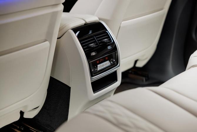 Новый BMW X7 I (G07) Рестайлинг 2025 года, цена 20 789 600 рублей, внедорожник, Автокод Объявления