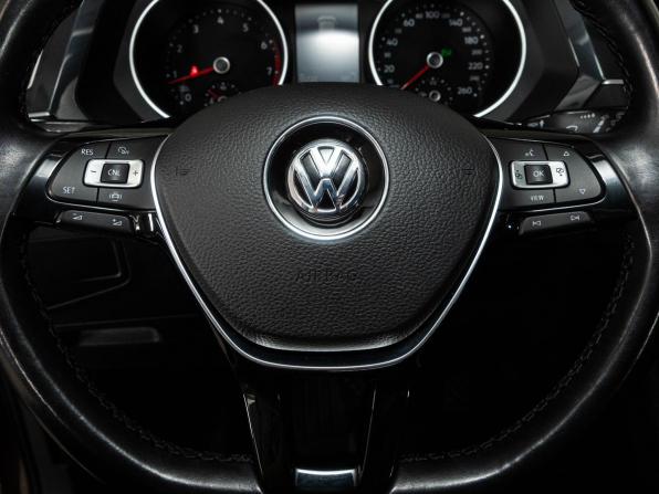 Volkswagen Tiguan II с пробегом 2020 года, цена 2 888 000 рублей, 55720 км, внедорожник, Автокод Объявления