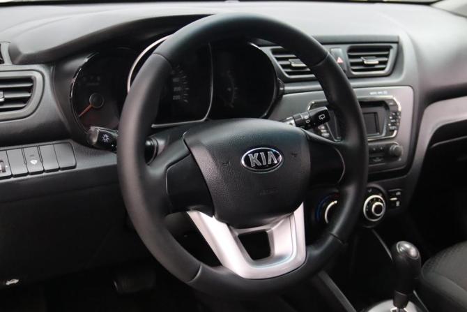Kia Rio III с пробегом 2013 года, цена 895 170 рублей, 109400 км, хэтчбек, Автокод Объявления