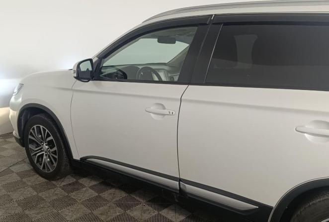 Mitsubishi Outlander III Рестайлинг 2 с пробегом 2018 года, цена 1 790 000 рублей, 214120 км, внедорожник, Автокод Объявления