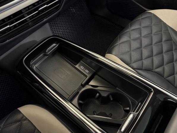Volkswagen ID.6 с пробегом 2023 года, цена 3 850 000 рублей, 62000 км, внедорожник, Автокод Объявления