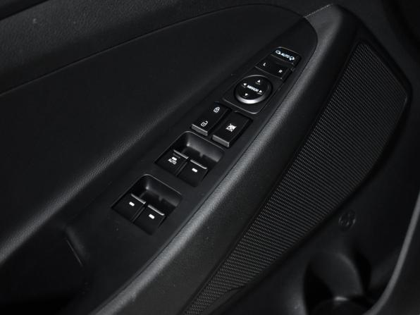 Hyundai Tucson III с пробегом 2016 года, цена 1 529 000 рублей, 257050 км, внедорожник, Автокод Объявления