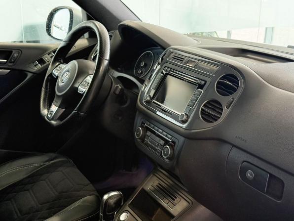 Volkswagen Tiguan I Рестайлинг с пробегом 2014 года, цена 1 575 000 рублей, 300743 км, внедорожник, Автокод Объявления