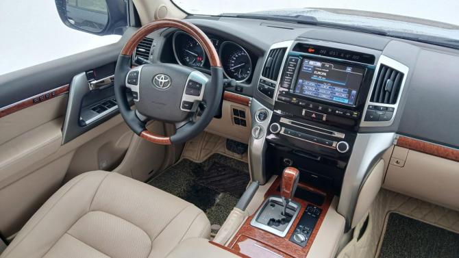 Toyota Land Cruiser 200 Series Рестайлинг 1 с пробегом 2012 года, цена 3 128 000 рублей, 298524 км, внедорожник, Автокод Объявления