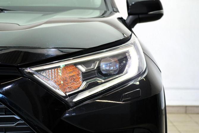 Toyota RAV4 V (XA50) с пробегом 2021 года, цена 3 349 000 рублей, 76500 км, внедорожник, Автокод Объявления